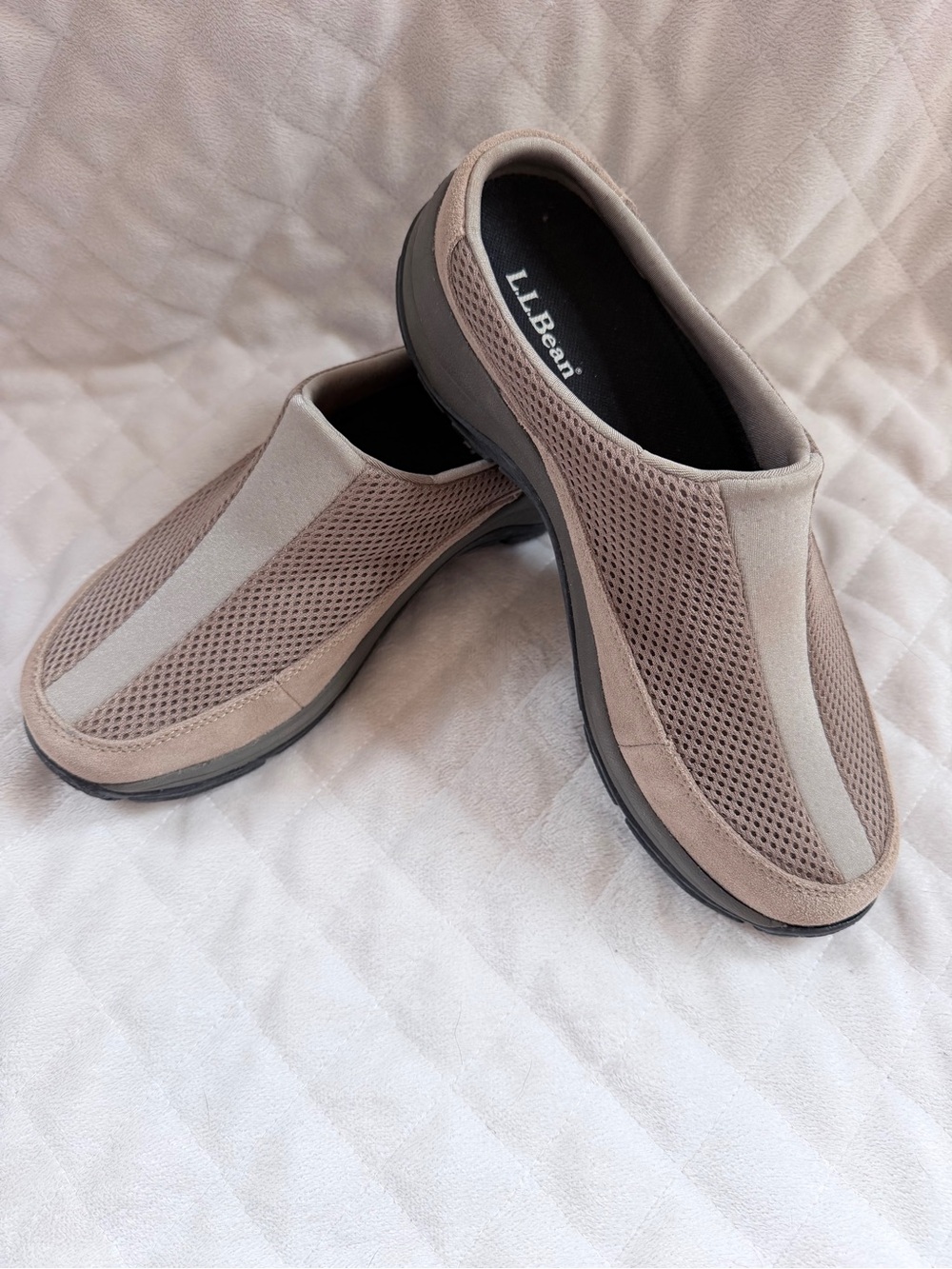 👟 L.L.Bean Women’s Mesh Slip-On Shoes – Size 9 – Taupe
